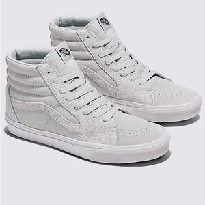Sk8-Hi Suede Shoe
